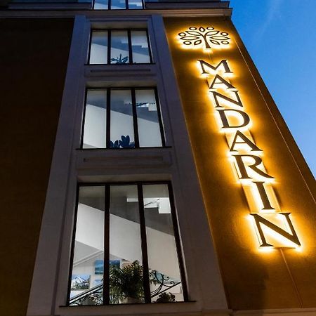 Hotel "Mandarin Clubhouse" Carcóvia Exterior foto